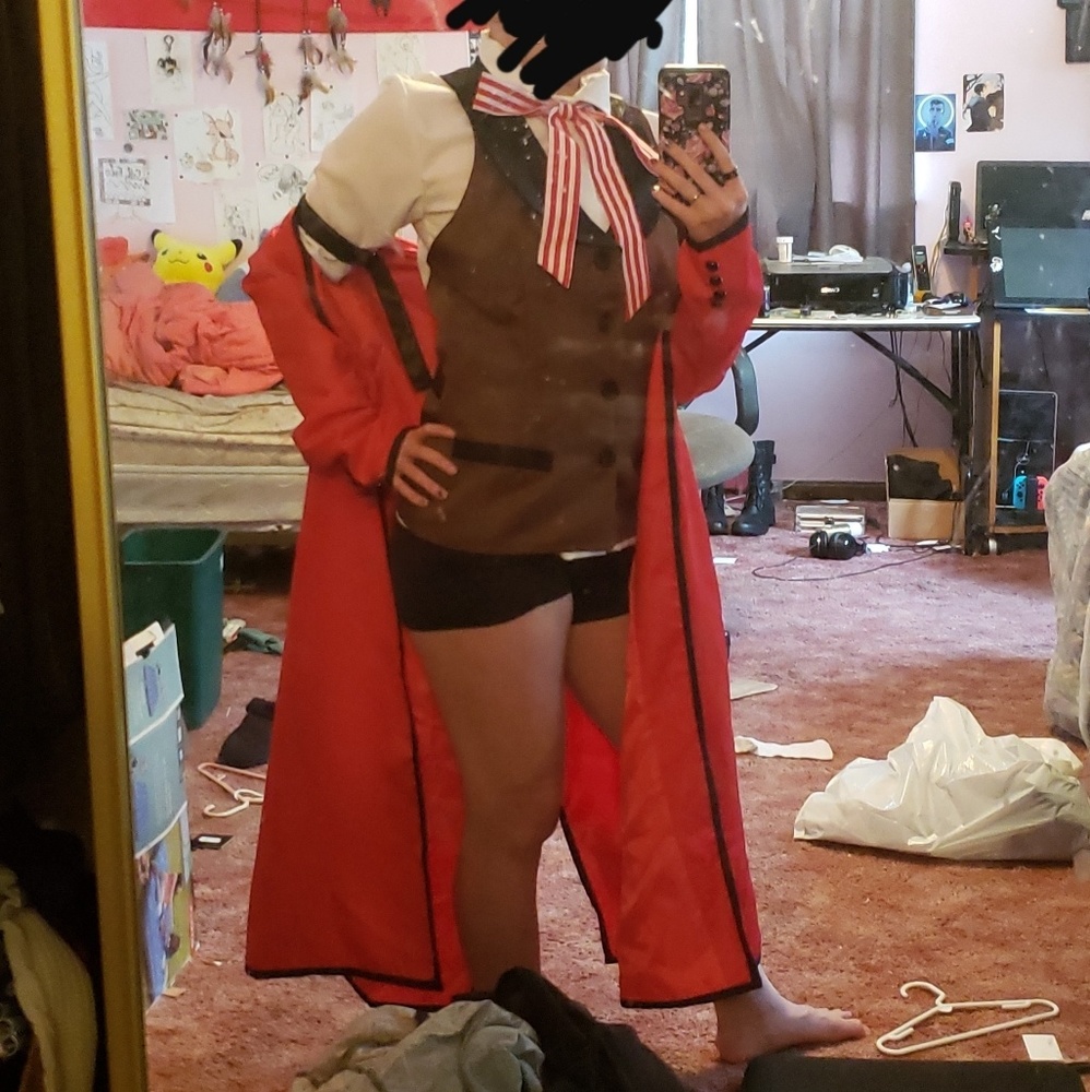 Full Grell cosplay *no glasses or wig*